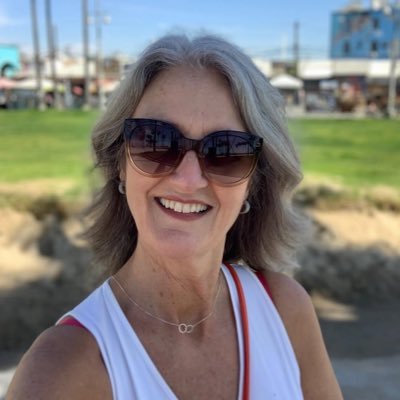 karen_campb's profile picture. fashion models. 58 years old. widow