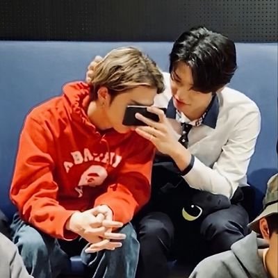 twxntyshi's profile picture. - fan account -
#คลังเก็บartworkshishi #twxntyshi_กอว
🐶🐰🍀 (ชิปเป้อ🐰🩷🐺)
Treasure msh