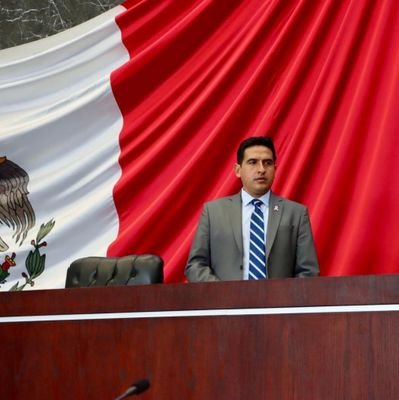 RebolledoPC's profile picture. Amo a Dios.
Instagram: rebolledopc, Facebook: Carlos Rebolledo