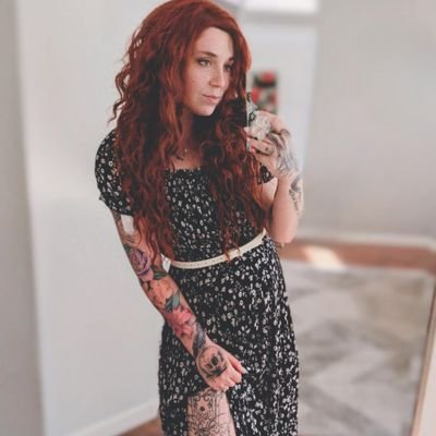 ASassyHobbit's profile picture. Cats 🐾| Tea ☕️| Books 📚 | Freckles & Chutzpah☘️ ✡️ | Toxic-adjacent |

Old Account: @TheSassyHobbit