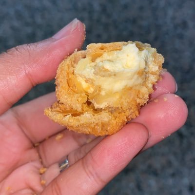 pacarpurim's profile picture. upeksha.