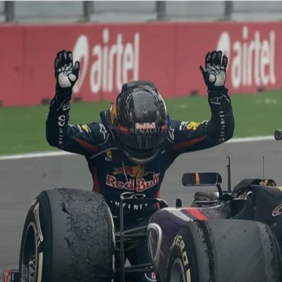 KSpDmmI33d4CWCT's profile picture. F1は基本的に全員応援しています