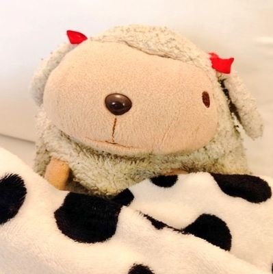 jda1031's profile picture. ★JanneDaArc22年生。yasuの奴隷ぶひ。
★シド(ID-S)19年生マオギャ
★ハロウィン
黒。紫。いちご。ひつじ。キャラメル。
SB69🦔。不思議の国のｱﾘｽ。すぷら。
黒執事。鬼徹。ぬるめのヲタク。献血。