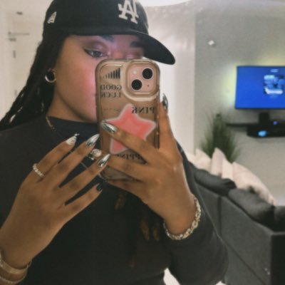 _brittbecks's profile picture. lucky Libra.👩🏾‍💻