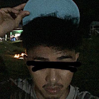 carloww28's profile picture. 