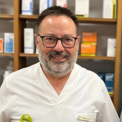 alcabezufarma's profile picture. Farmacéutico desde 1993, divulgador,  comentarista, creador de contenidos. 
Y siempre comprometido con el bienestar y la salud de todos vosotros