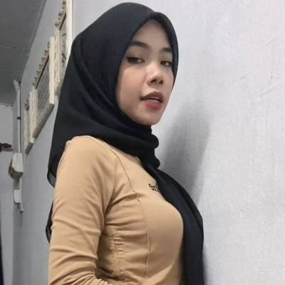 HainaGelek's profile picture. Full di tele: MalayHard