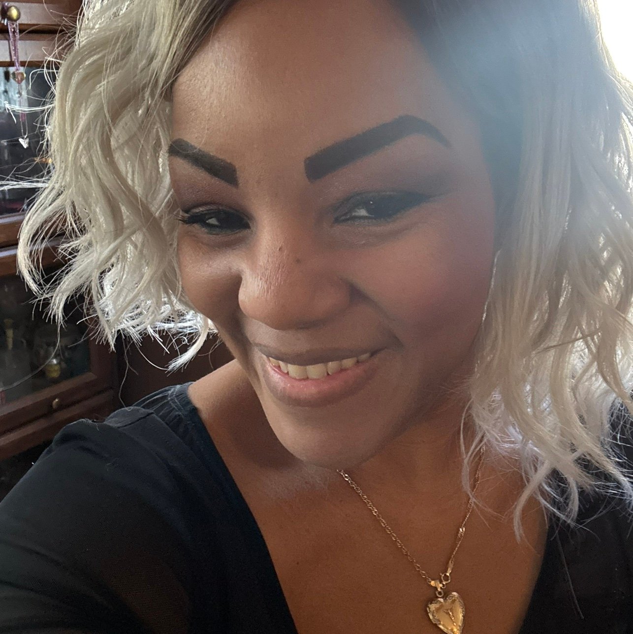 LauraNieve8c's profile picture. 