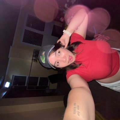 panalanginn's profile picture. napopoot at nagmamahal