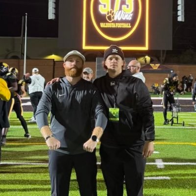 B_Buck50's profile picture. Joshua 1:9 | Ball Coach @24VHSfootball | USMC Vet🇺🇸| Cancer Survivor #keepgoing