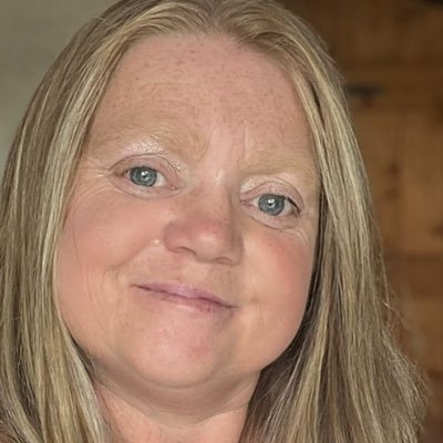 SarahFoulk90o's profile picture. 