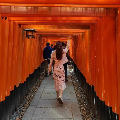 cazfz399's profile picture. Elegance begins where noise ends🕊️