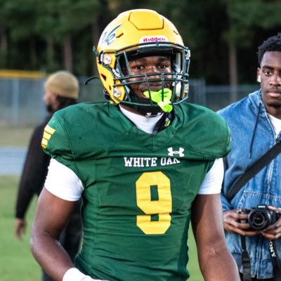 jimenez_mo66388's profile picture. |5’10| 185lb|4.5 40| Running back|3.0 gpa| 🔰white oak highschool Jacksonville nc 27’|NCAA ID #2507673434 |email: montez0809@gmail.com🔰 head coach @jbyrd0625
