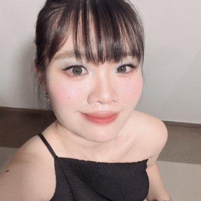 cosmicmoringa's profile picture. giving without getting