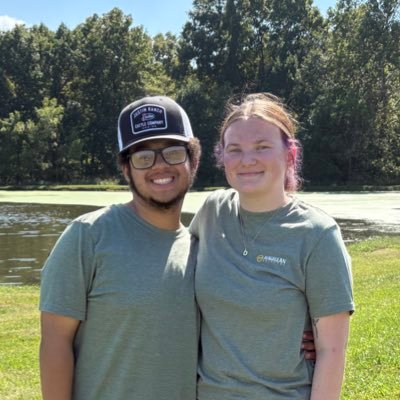 kohnavisuals's profile picture. Graphic Designer | Sim Racer | 19 | Grinding for @ENASCARGG Coke Series | Commissions Open✉️ Isabel❤️💍