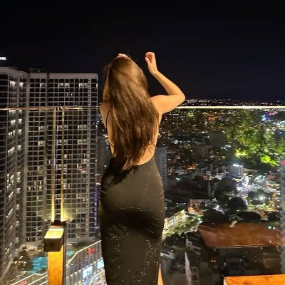 serpxtz's profile picture. Curating life like a gallery