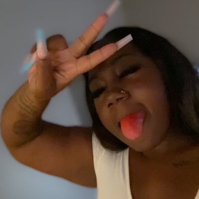 anditsRemi's profile picture. Bitches be watching. Yall hoes my biggest fans 😘🥰