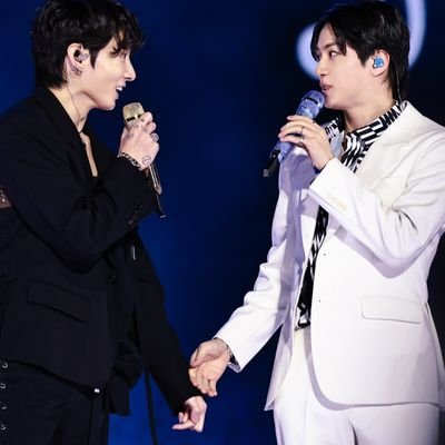 princessbunnini's profile picture. '94 liner and Army since 2022 💜apobangpo! 🇵🇭🇸🇬

042625: HOTS 🇸🇬
061325 & 061425: HOTS THE FINAL 🇰🇷 
103125 & 110125: RUN JIN ENCORE 🇰🇷