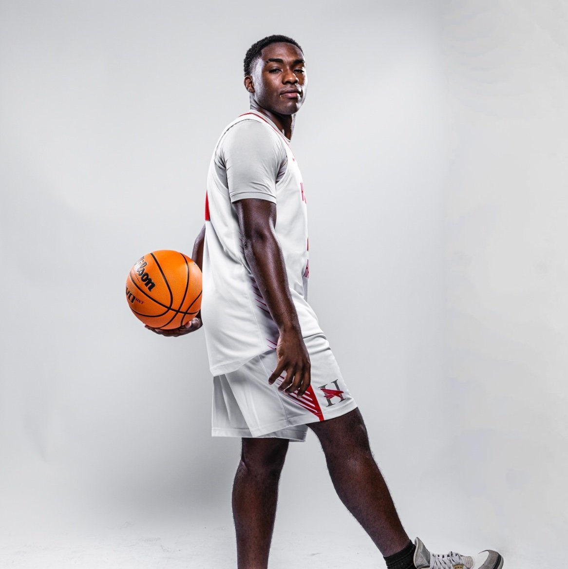 MalachiCartwe11's profile picture. 5’10 Pg • 170lbs                                                                                                  Huntingdon Men’s Basketball #ArmyNationalGuard