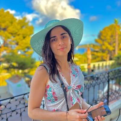 emerald_springs's profile picture. Quitting my 9-5 to grow @frenchtogether with @BenjaminHouy. Moving to Cyprus soon.