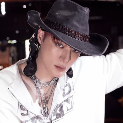 MicaM_L's profile picture. Happiness is a butterfly...🦋