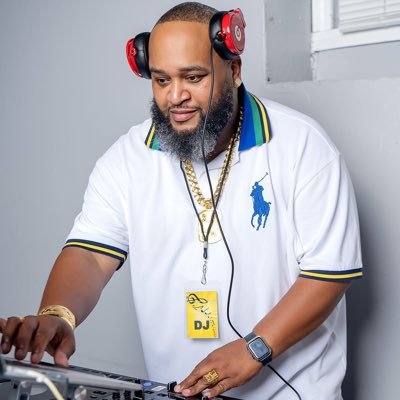 djmatik401's profile picture. PROMOTER/MUSICIAN/DJ/RADIO PERSONALITY BOOKINGS 14015724185/djmatik401@gmail.com 🇹🇹 WBRU 101.1 fm 6pm EVERY TUESDAY 6pm EVERY MONDAY #YOURGIRLFRIENDFAVDJ