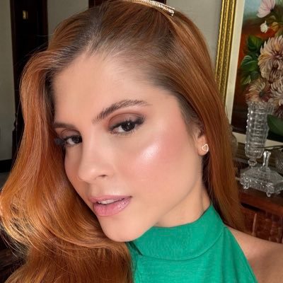 amandapimmentel's profile picture. music is the answer ✨❤️‍🔥