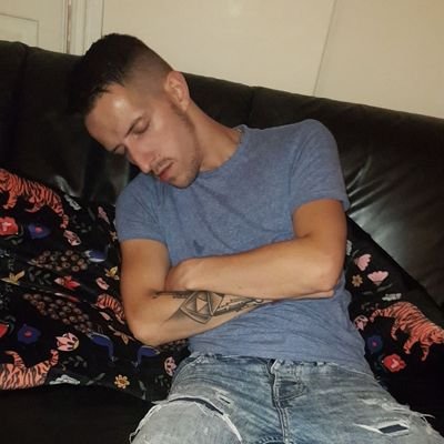 RedDevilJay1's profile picture. Corkonian troll.

Irelands original pokemon master