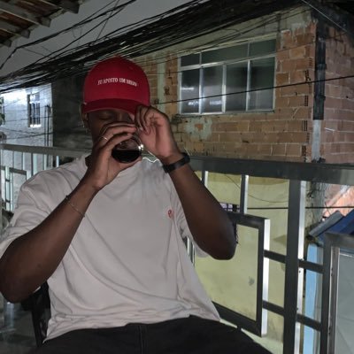 doisrenan_'s profile picture. @gloriagroove & @ludmilla