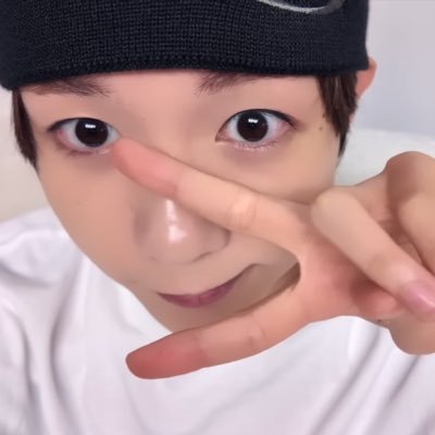 ilyuushi's profile picture. my friend sakuya