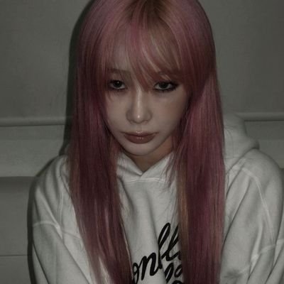 yuzzaks's profile picture. 𝐒𝐡𝐞/𝐡𝐞𝐫 - 𝐰𝐥𝐰