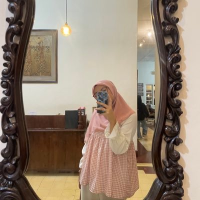 tantryizhawa's profile picture. Gabut.