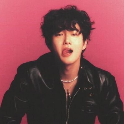 Exorequiem12's profile picture. WeAreOne WeAreTwelve