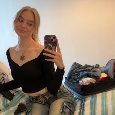 princsxbella's profile picture. catch my attention and let me own you (send me a treat first)