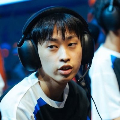 myuuki_0525's profile picture. 17yo | N9生【CZG所属】(@CZG120)ロケリとエペ好きの人。 PS4 エペ最高ランクダイヤ2 ロケリ最高ランク1v c1(1043),2v gc2(1584), 3v gc1(1466)