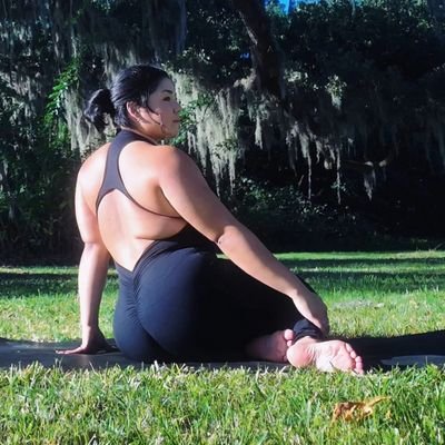 GoddessRogueSFW's profile picture. Quantum Goddess 🌌
Divine Feminine Empowerment ♀️
Spiritual warrior 🕉
Yogi 🤸‍♀️