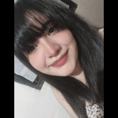 WxAdry's profile picture. —Vettel: Everyone is a Ferrari fan. Even if they say they're not, they are Ferrari fans 🏁❤