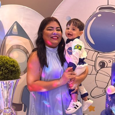 _ttairinne's profile picture. Casada / Professora / Mamãe do Miguel 💚