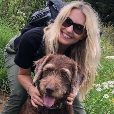 LunaDreamer962's profile picture. Life happens while you're busy making other plans.