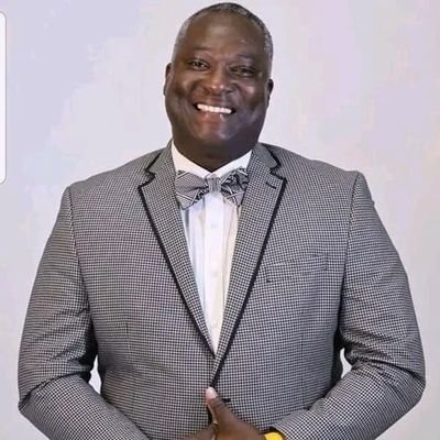 AelexTradi63825's profile picture. I help families improve their lives by showing them how to save⏳, grow 📊 and protect 🚀their wealth 💸