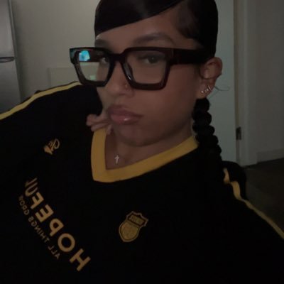 Karouux's profile picture. 🧚🏽‍♀️