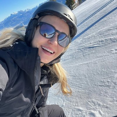 Wanderlust6jt5's profile picture. Grateful for every step of the journey ✨