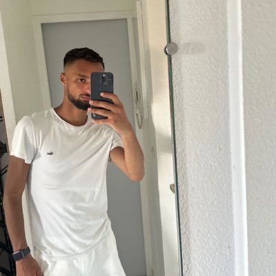 laflute06's profile picture. jss un peu parano babe