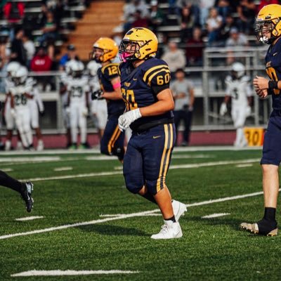 andrewd1az10's profile picture. | 6’0” 243lbs | OG, DT | class of 2029 | 3.5 GPA | 📲 209-505-1248 |