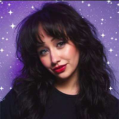 jenn_quinn's profile picture. excellent fun til you get to know her!