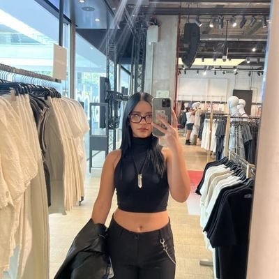 rhythm_roost24's profile picture. 18 🪦
psych ☆
•resting but alive•