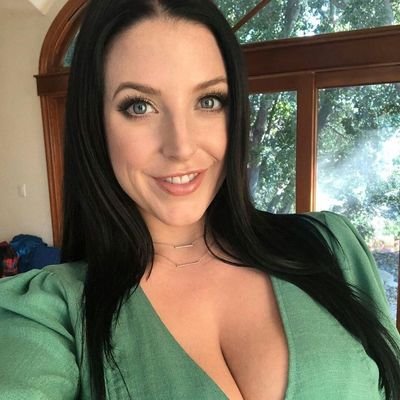 BasiM94515's profile picture. 