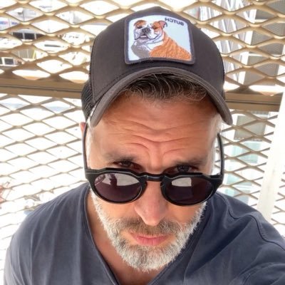 memedtoygar's profile picture. 