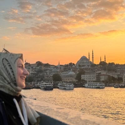 smeyye01's profile picture. Nev'i Şahsına Münhasır Bir İnsan 💫