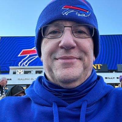 dnewell2003's profile picture. Bills season ticket holder, husband, father, lean workflow consultant, certified histotech, SSI certified master diver, Yankees, Islanders, and Suns